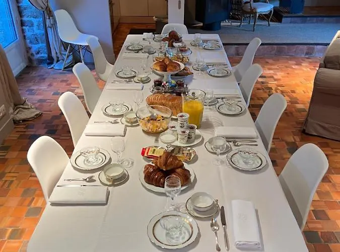 Manoir De La Prise Tarot Bed & Breakfast